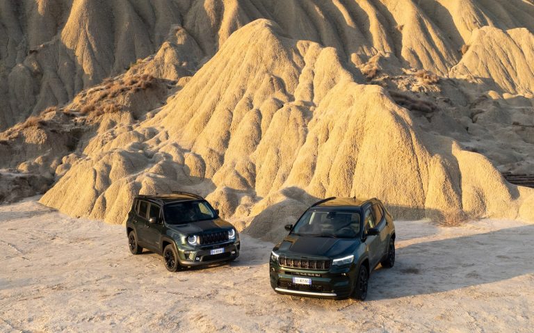 Jeep Compass 4xe vs Alfa Romeo Tonale PHEV: el pulso italoamericano del SUV enchufable compacto Jeep Compass 4xe vs Alfa Romeo Tonale PHEV: el pulso italoamericano del SUV enchufable compacto