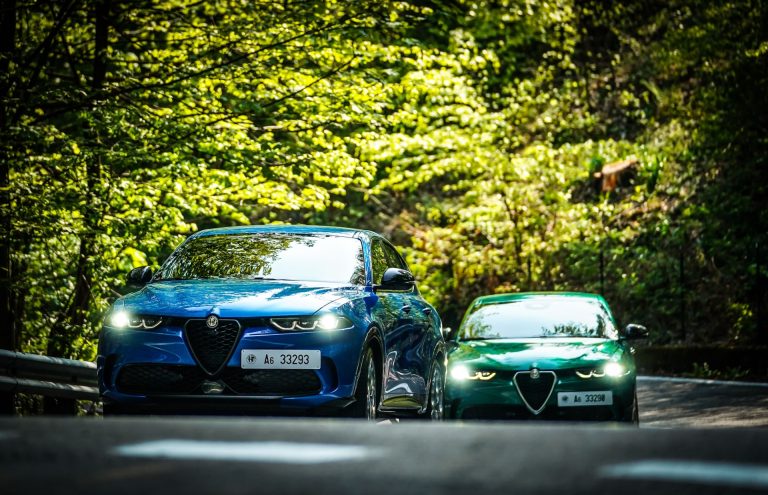DS Nº4 vs Alfa Romeo Tonale: pulso premium latino por el compacto híbrido enchufable con más carácter tecnológico DS Nº4 vs Alfa Romeo Tonale: pulso premium latino por el compacto híbrido enchufable con más carácter tecnológ