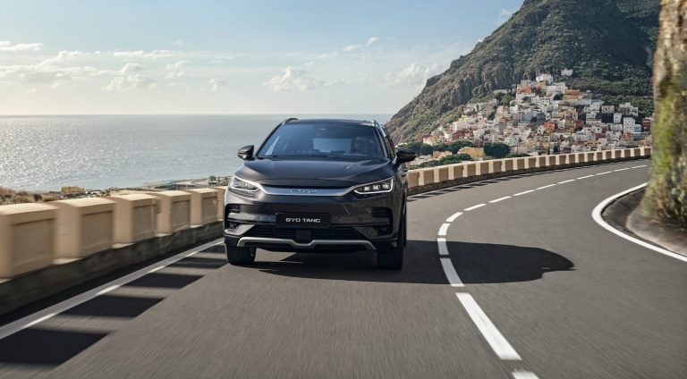 Guía de compra: cómo elegir un SUV compacto en 2026 sin pasarte de 30.000 € y sin renunciar a equipamiento Guía de compra: cómo elegir un SUV compacto en 2026 sin pasarte de 30.000 € y sin renunciar a equipamiento