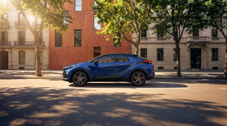 Ranking 2026: los SUV-C híbridos con mejor equipamiento de serie por debajo de 35.000 € Ranking 2026: los SUV-C híbridos con mejor equipamiento de serie por debajo de 35.000 €