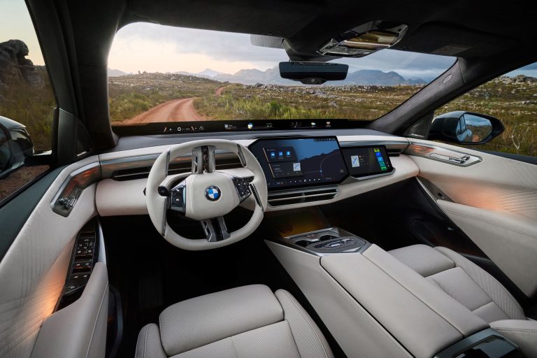 Guía de compra: cómo elegir un SUV-D PHEV familiar en 2026 según los viajes largos que hagas al año